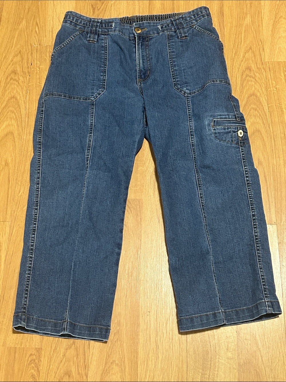 Women’s Cropped Blue Denim Cargo Jeans Size Medium Elastic Waist